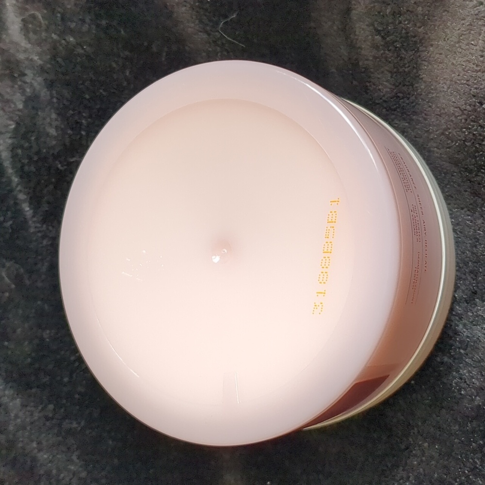 Colloidal Oatmeal Sensitive Skin Body Butter - Picture 3 of 5
